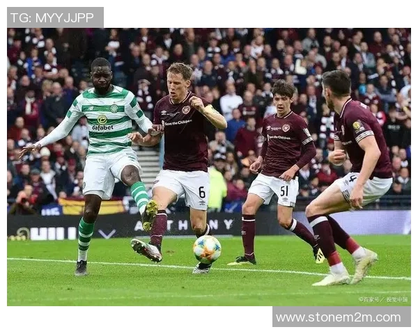 欧联杯热刺大胜里昂红牌事件引发全场热议精彩十球回顾