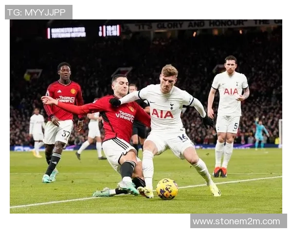 波尔图大胜热刺5-0战术解析与赛场瞬间回顾引发热议